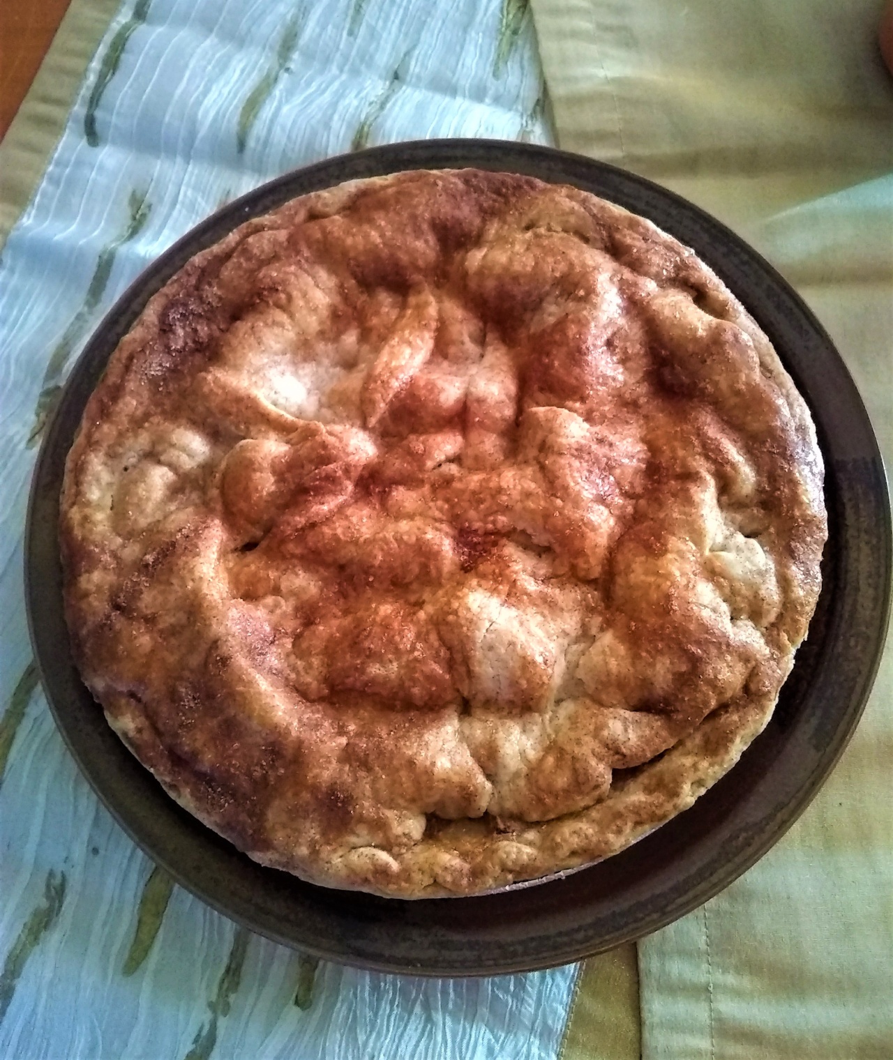 Thanksgiving apple pie alone pynck.jpg