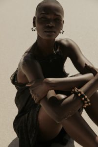 garland hoop earrings lave black picgar