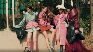 milan sara wong models pink burgundy horse jpg