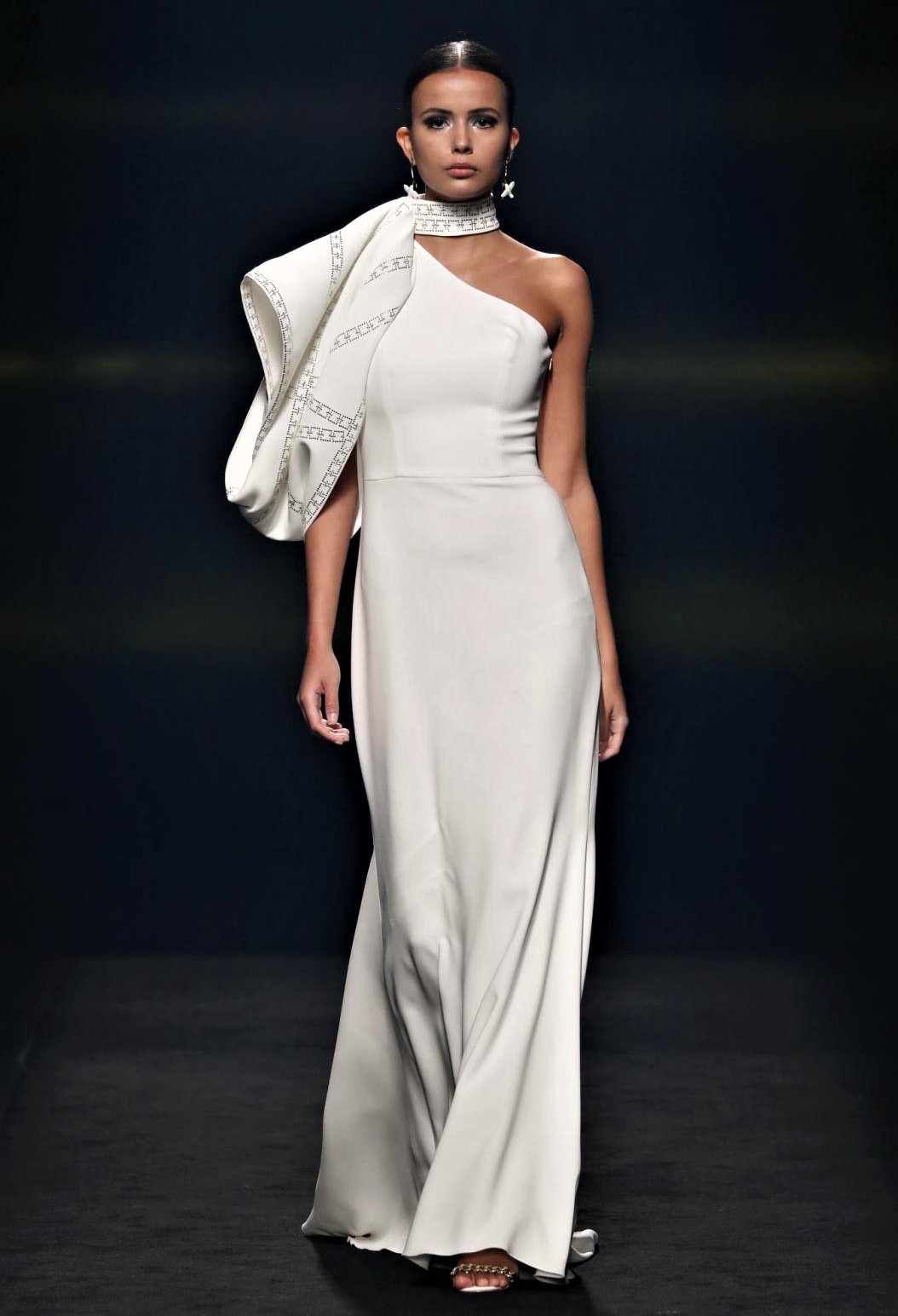 Madrid 4-21 Isabel Sanchis wht gown cropped.jpg