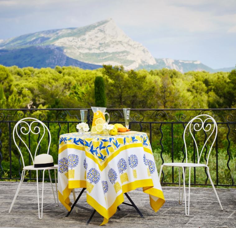 Yellow blue french tablecloth couleurnature for Stephen la mart.JPG