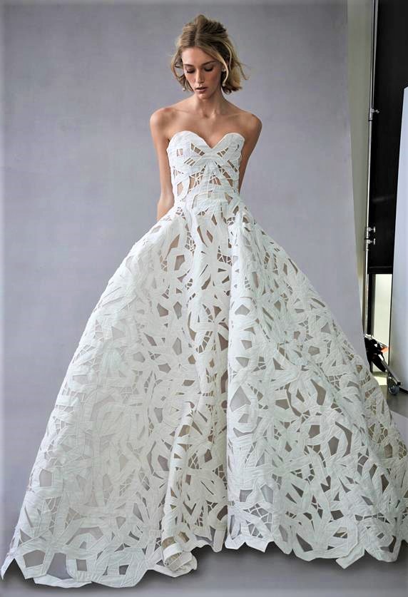Bridal 10-21 Oscar lace ballgown cropped.jpg