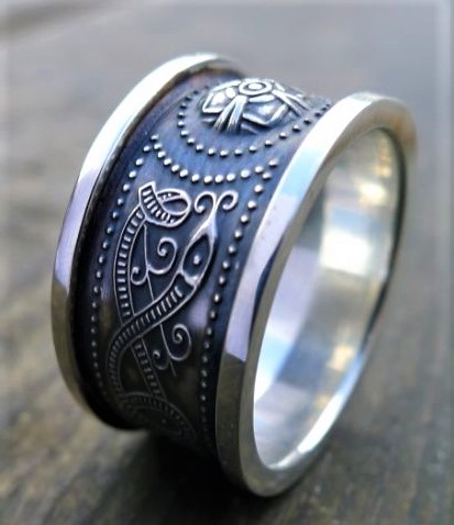 Buy Irish Aidi Mac Daibhi celtic ring cropped use ths.jpg