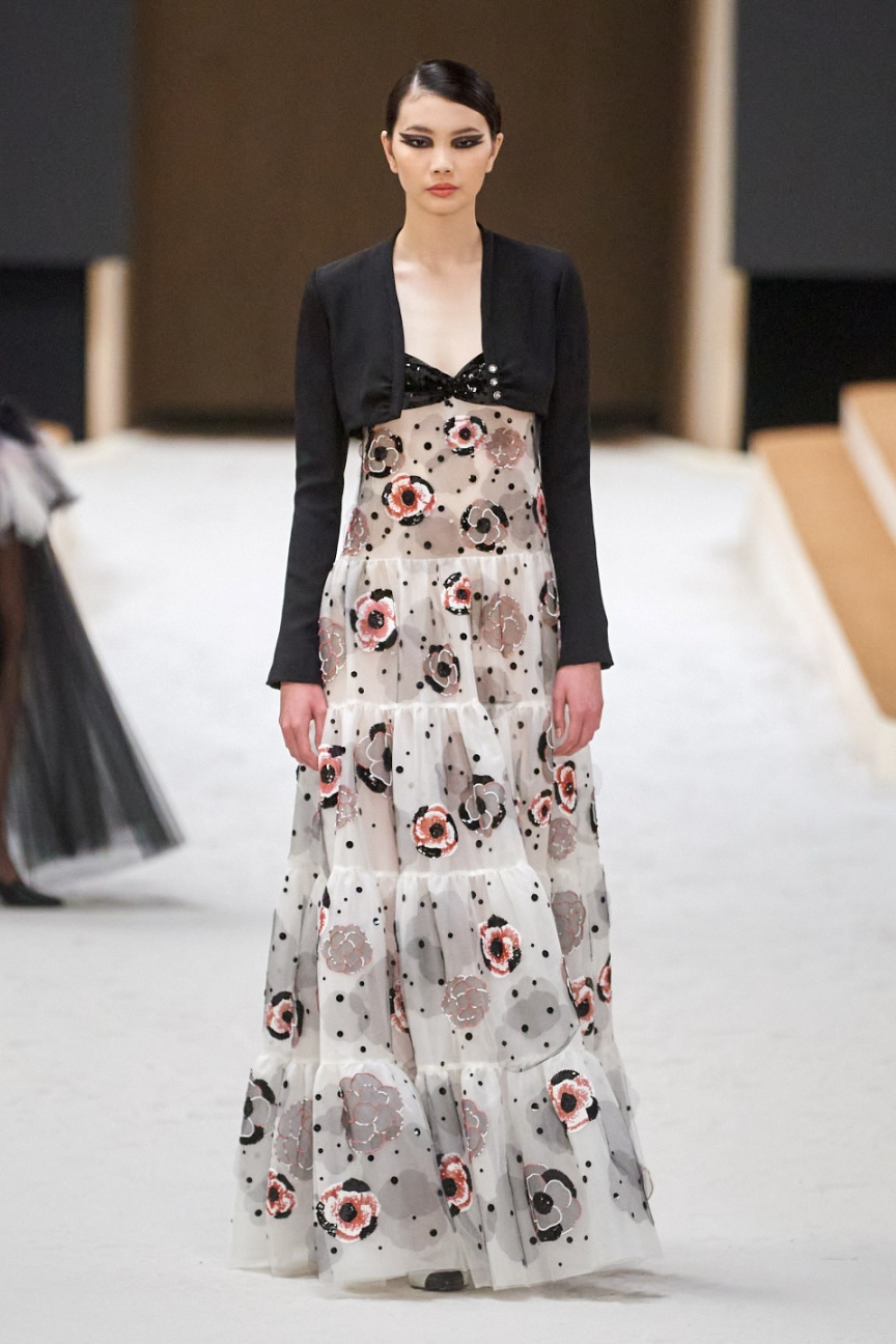 Couture 1-22 chanel floral skirt.jpg