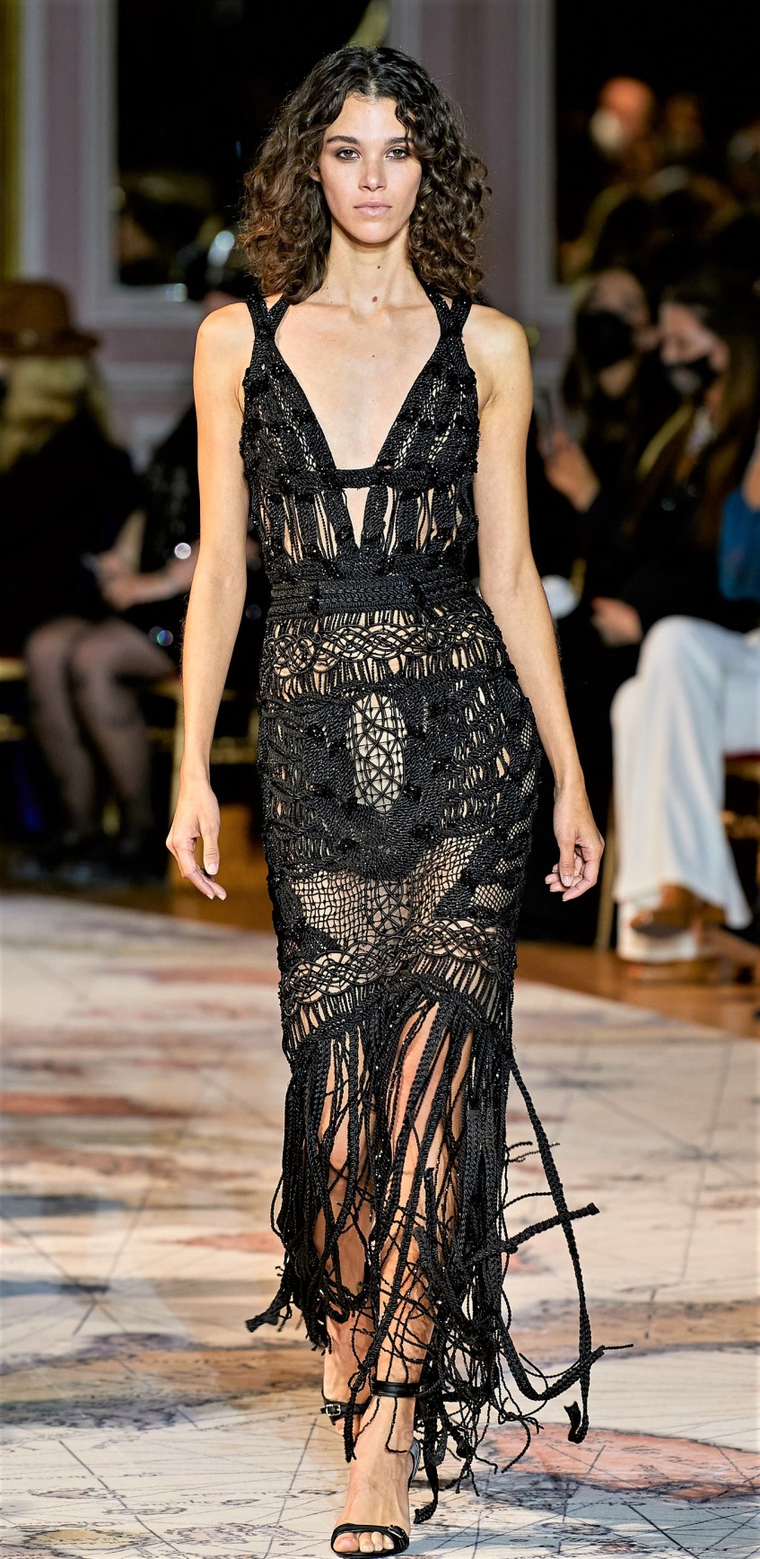 Couture 1-22 Zuh blk lace cropped.jpg