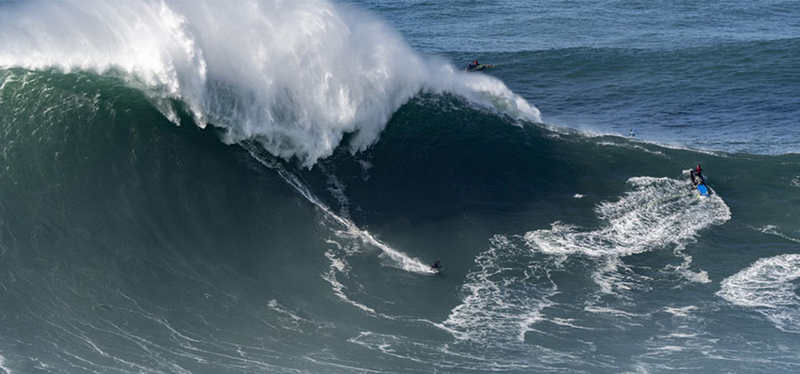 Magicseaweed - New Record for World's Biggest Wave Ever Surfed