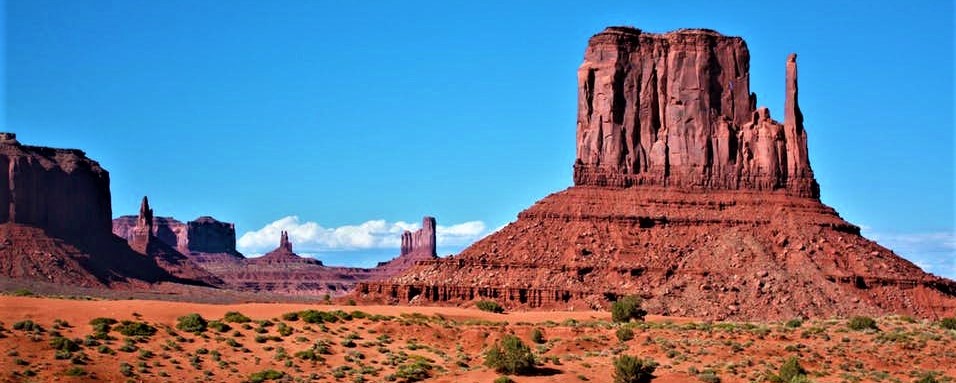 Monument Valley Navajo, Lonely planet 4-22 cropped horizontal (2) use this.jpg