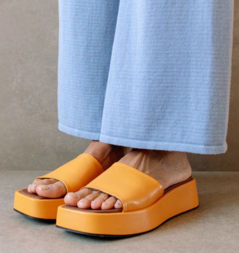 Alohas orange chunky vegan sandals 5-22.JPG
