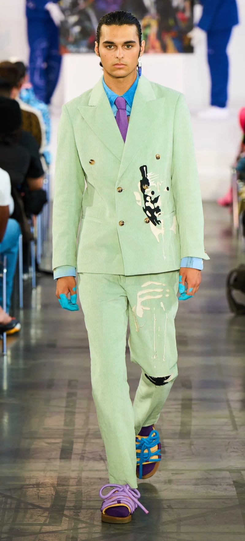 Paris 6-22, kidsuper-spring-2023-menswear-credit- mint suit (2) cropped.jpg