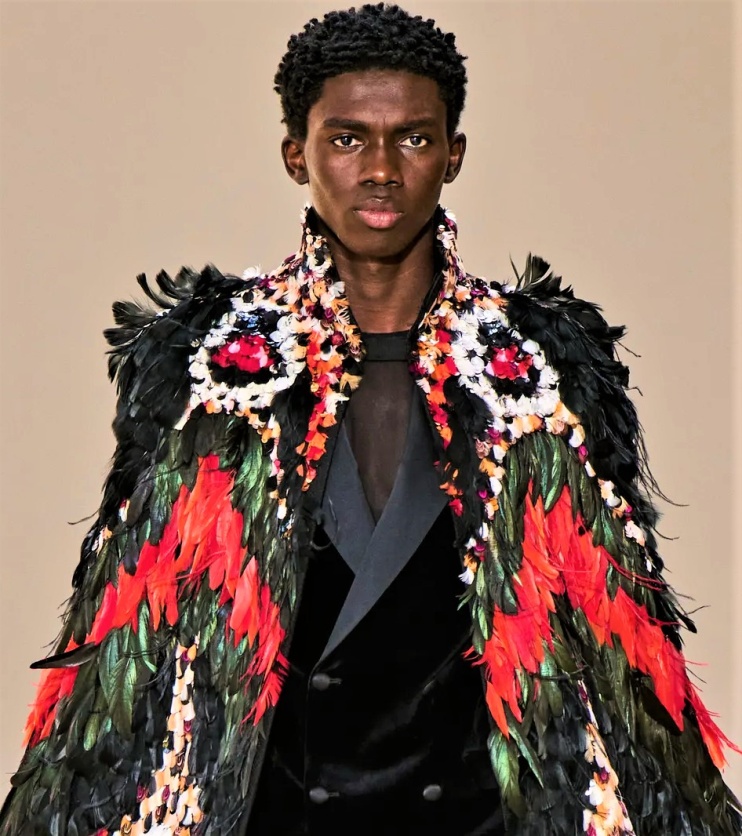 HC elie-saab-fall-2022-couture-credit-gorunway menswear feather cloak (2) cropped.jpg