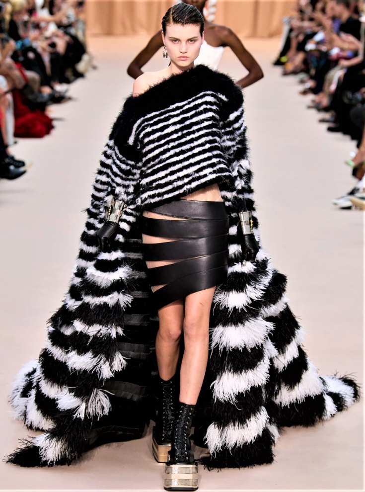 HC -jean-paul-gaultier-fall-2022-couture-credit-gorunway blk wht fur (2) cropped.jpg