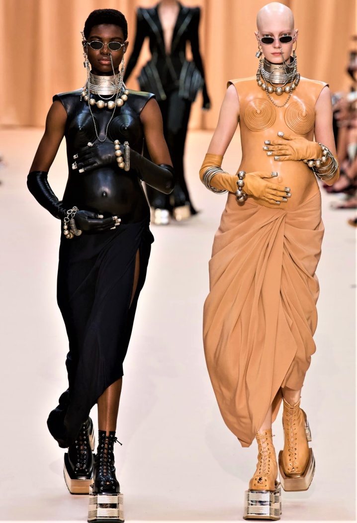 HC jean-paul-gaultier-fall-2022-couture-credit-gorunway maternity (2) cropped.jpg