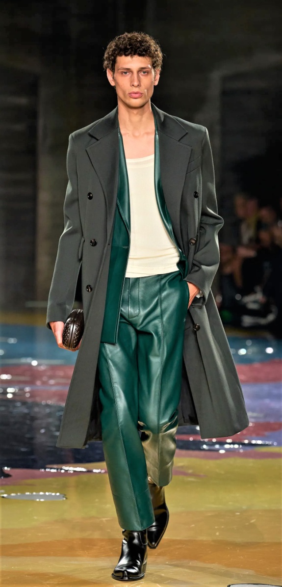 Milan 9-22 bottega-veneta-green leather  (2).jpg