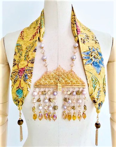 Elvinna shawl neck pearls 11-2  (2) cropped.jpg