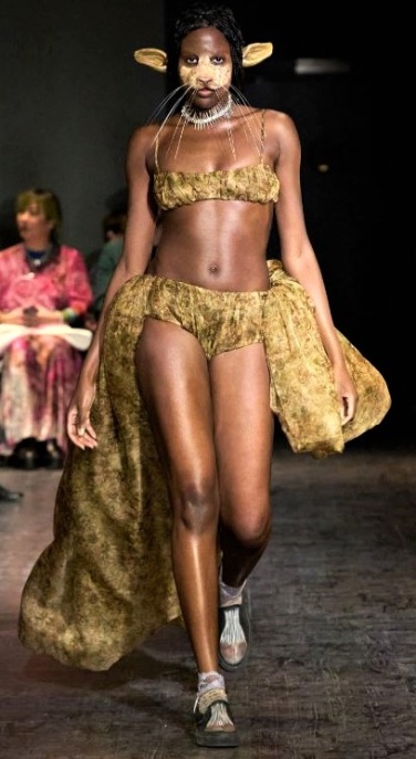 NYFW 2-23 Collina Strada mouse in gold (2) cropped.JPG