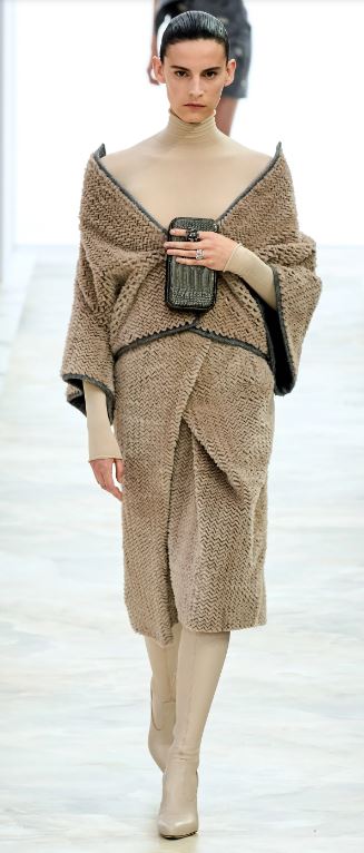 Couture s23 fendi taupe knit.JPG