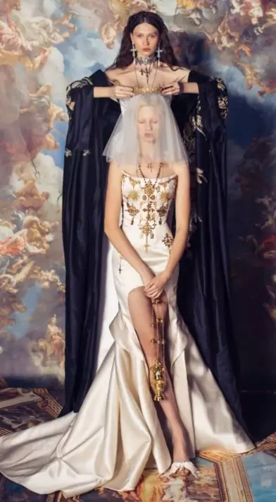 New York Bridal Week Spring/Summer 2024, Say “I do” to the Hottest Bridal Trends 25 Bridal sp24 KK crowned.JPG