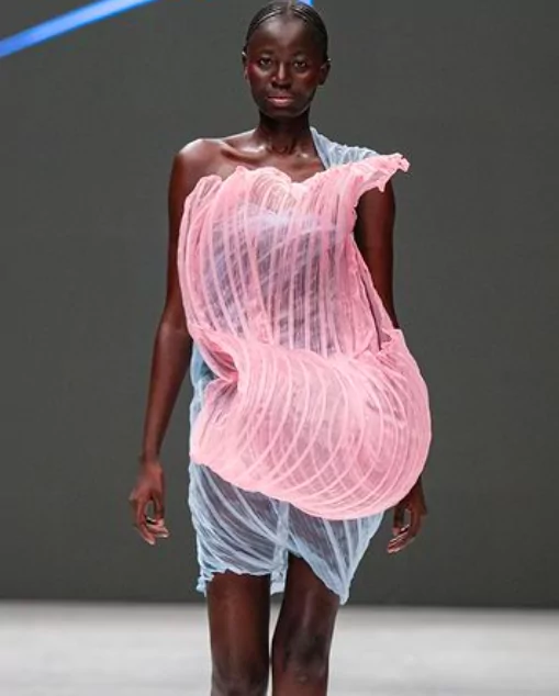 HEINEKEN LAGOS FASHION WEEK SS 2024: <br>Jewel-like Pops of Colour and Tactile Adornments added Sizzling Lustre to the Tropical Tapestry that was Lagos Fashion Week. 15 word image 105077 15