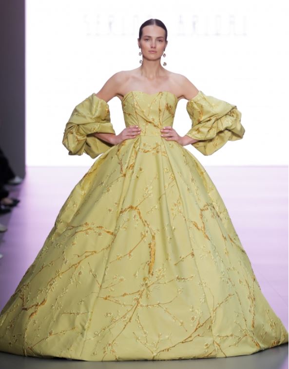 BB 7-24 SE Yellow gown.JPG