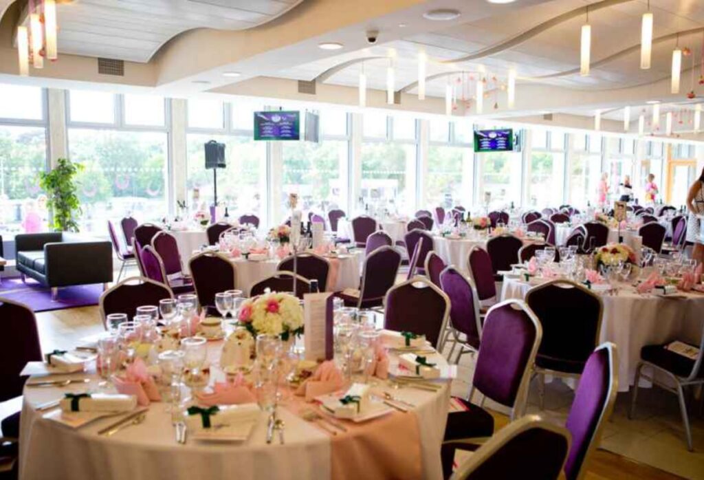 Dine in style in the fabulous 1888 Restaurant at Leopardstown Racecourse,Dublin Ireland