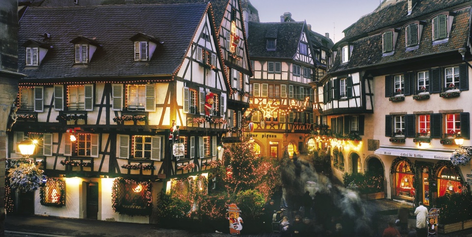 Christmas Market France Alsace Christmas - Rue des Marchands in Colmar.jpg