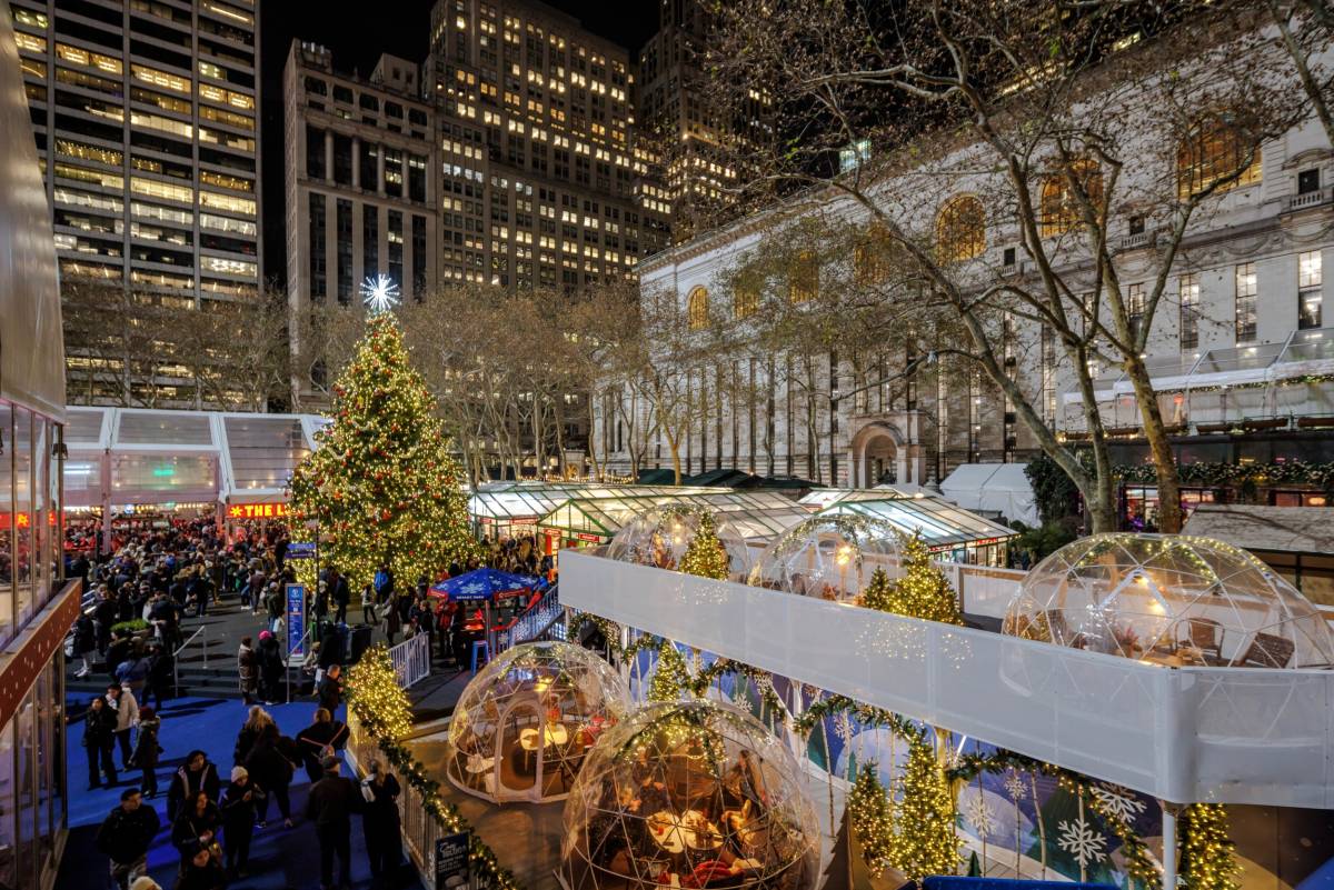 Xmas bryant park igloos at night.jpg