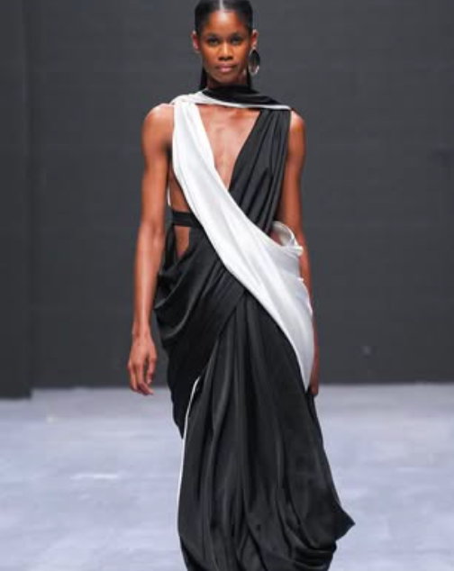 Asymmetry and strategic draping at Fruche