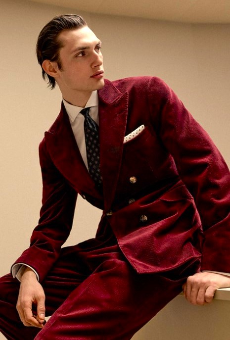 Milan mens 25 BC crimson suit cropped.jpg