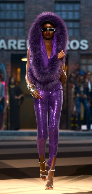 ML 25 DQ purple Screenshot 2025-03-01 at 18-22-52 Dsquared2 Fall 2025 Ready-to-Wear Fashion Show Vogue.jpg