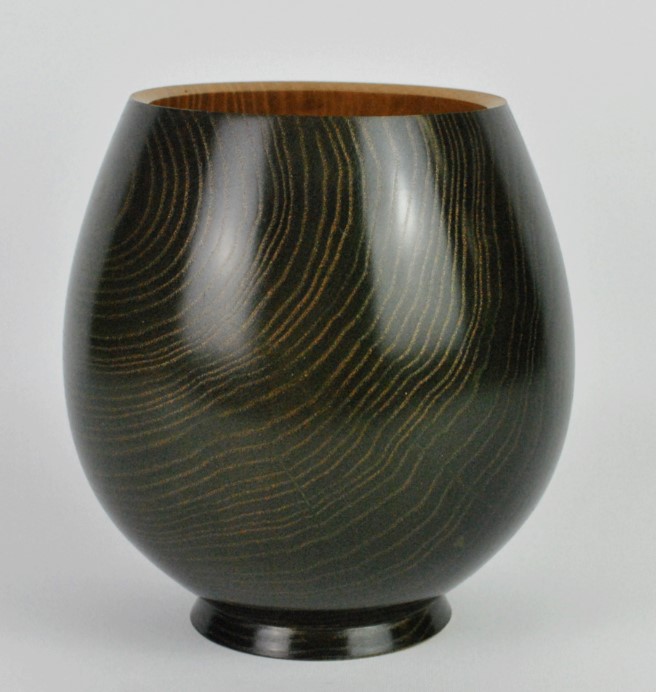 IR25 DE blk Irish ash.jpg