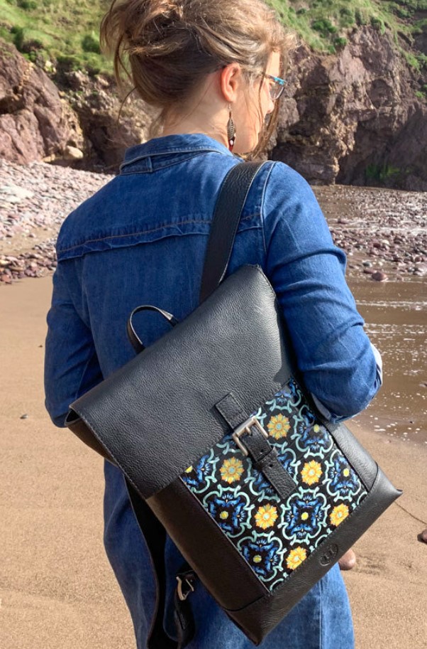 IR25 HL large womens backpack .jpg