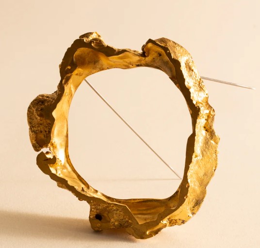 IR25 IR Sinead brooch.jpg
