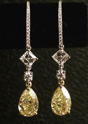 NYLAJ25 CT wht and yellow diam ear.jpg