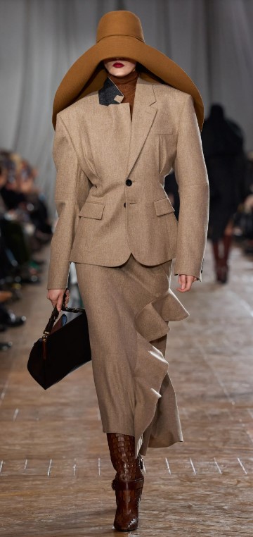 PFW26 LA beige suit.jpg