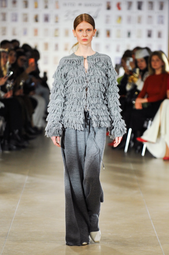 UKR 26-27 RT tecture top.jpg