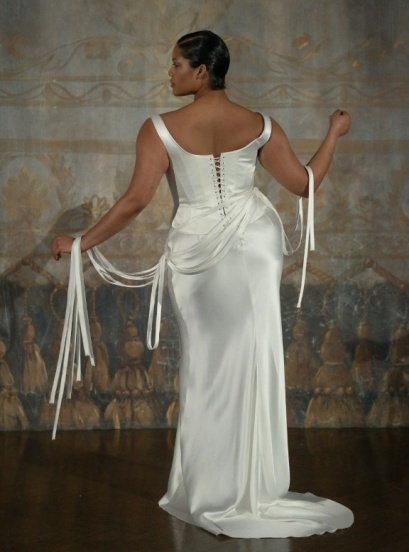 BRSG27 AG plus size model.jpg