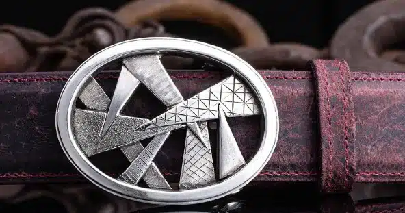 Hot Summer Accessories: Sizzling Global Trends to Spice Up Your Look and Turn the Heat into Cool 24 SA26 AX Silver belt buckle modern.jpg