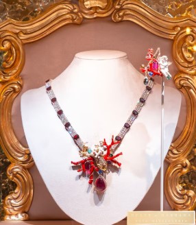 DG7-26 J necklace coral.jpg