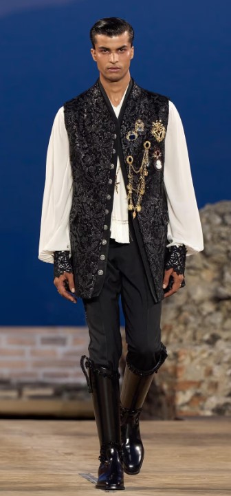 DG7-26 M vest.jpg