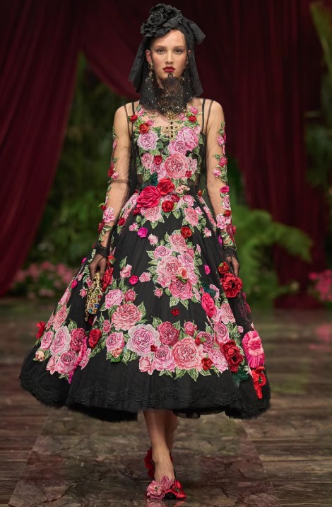 DG7-26 W blk rose.jpg
