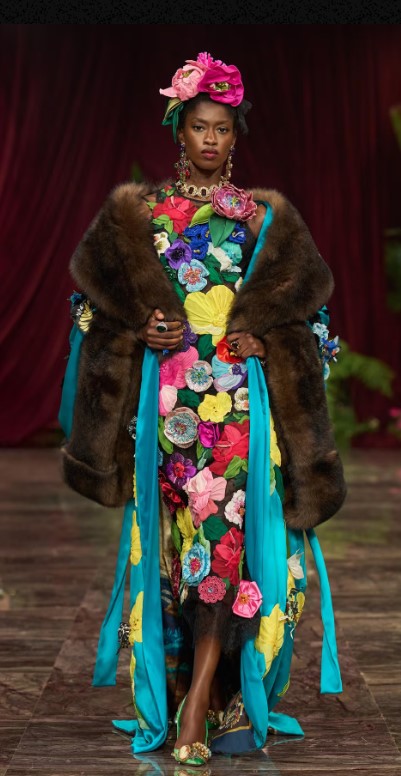 DG7-26 W fur floral.jpg