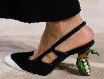 PCFW26-7 CH pea pod shoes detail.jpg