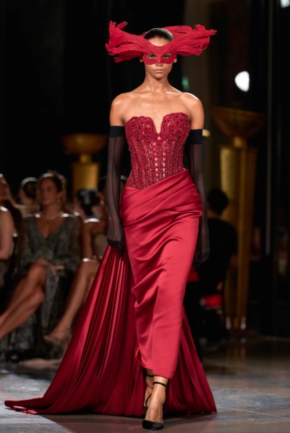 PCFW26-7 ES should you be invited to a masked ball in Venice.jpg