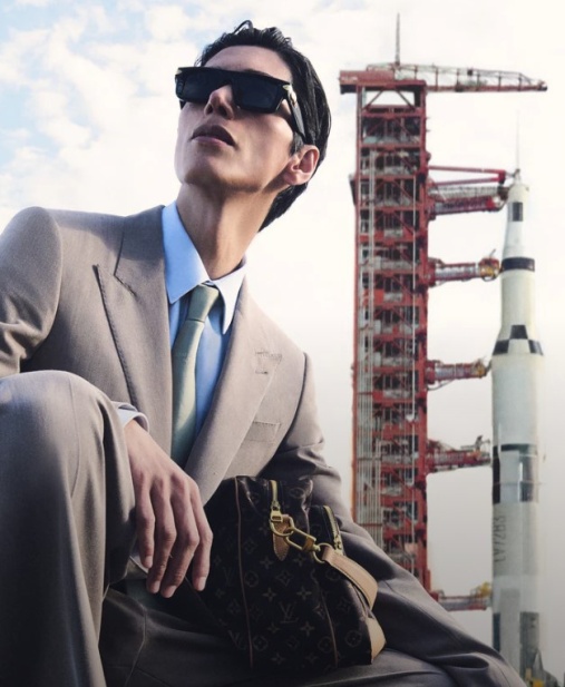 Summer Shopping in NYC: Top Designer Fashions, Stunning Jewelry, Luxury Accessories & Fabulous Eco-Friendly Surprises 51 SHNY-26 LV mens bag going into space.jpg
