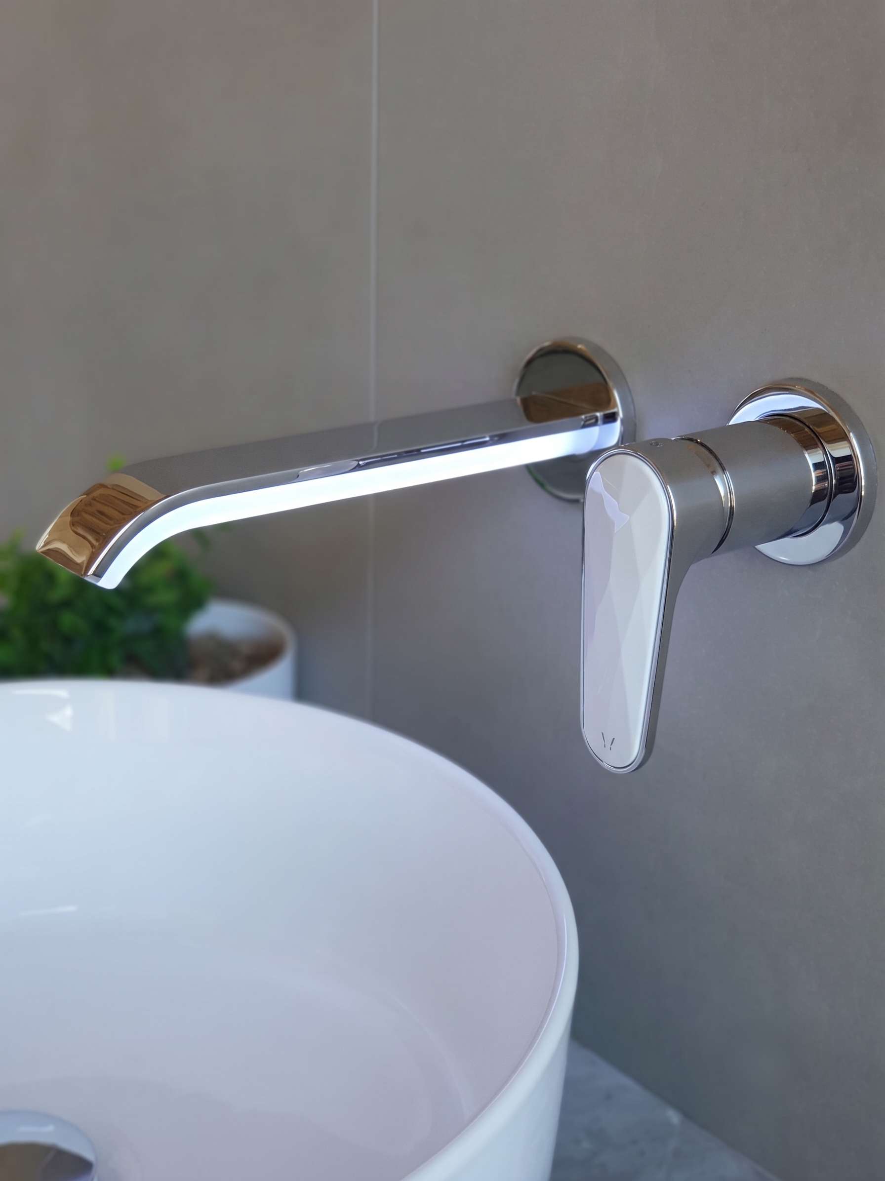 Vaere Wall Mounted Basin Mixer in Chrome
