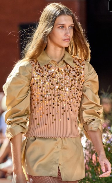 NYFW27 UJ feminine vest w buttons.jpg