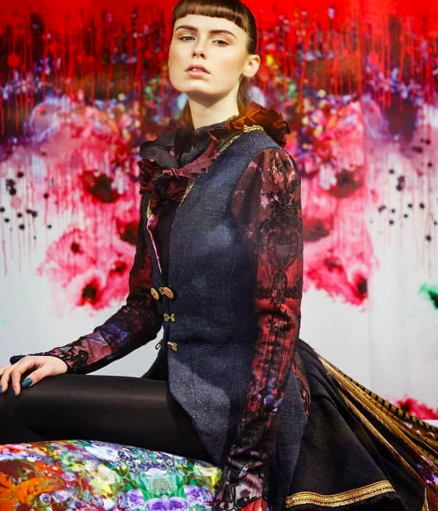 TARTAN TAKEOVER: Scotland’s Fashion Stalwarts Hit the Edinburgh Festival 21 word image 136862 21