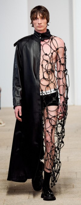Milan Spring/Summer 2027, New Trends Seen at Fashion Week, Are You Ready? 32 Milan27 EP half coat.jpg