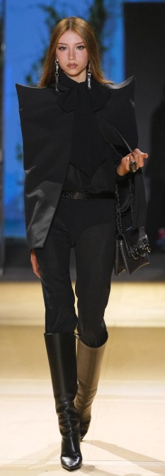 Milan Spring/Summer 2027, New Trends Seen at Fashion Week, Are You Ready? 17 Milan27 GU peaked shldrs.jpg