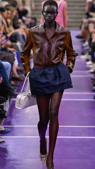 PARIS FASHION WEEK SPRING/SUMMER 2027 53 word image 137761 53